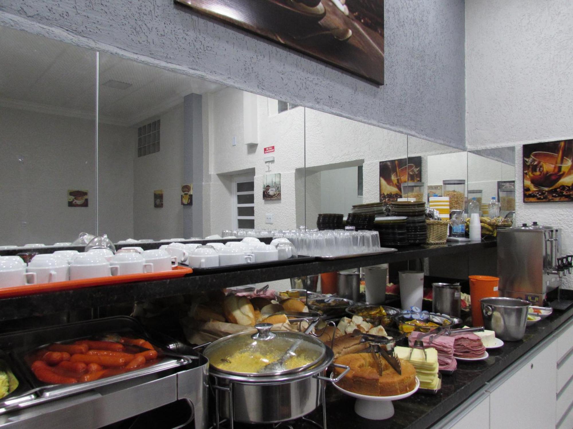 Hotel Tropicalia: Downtown Convenience with Parking Sao Paulo Exterior photo